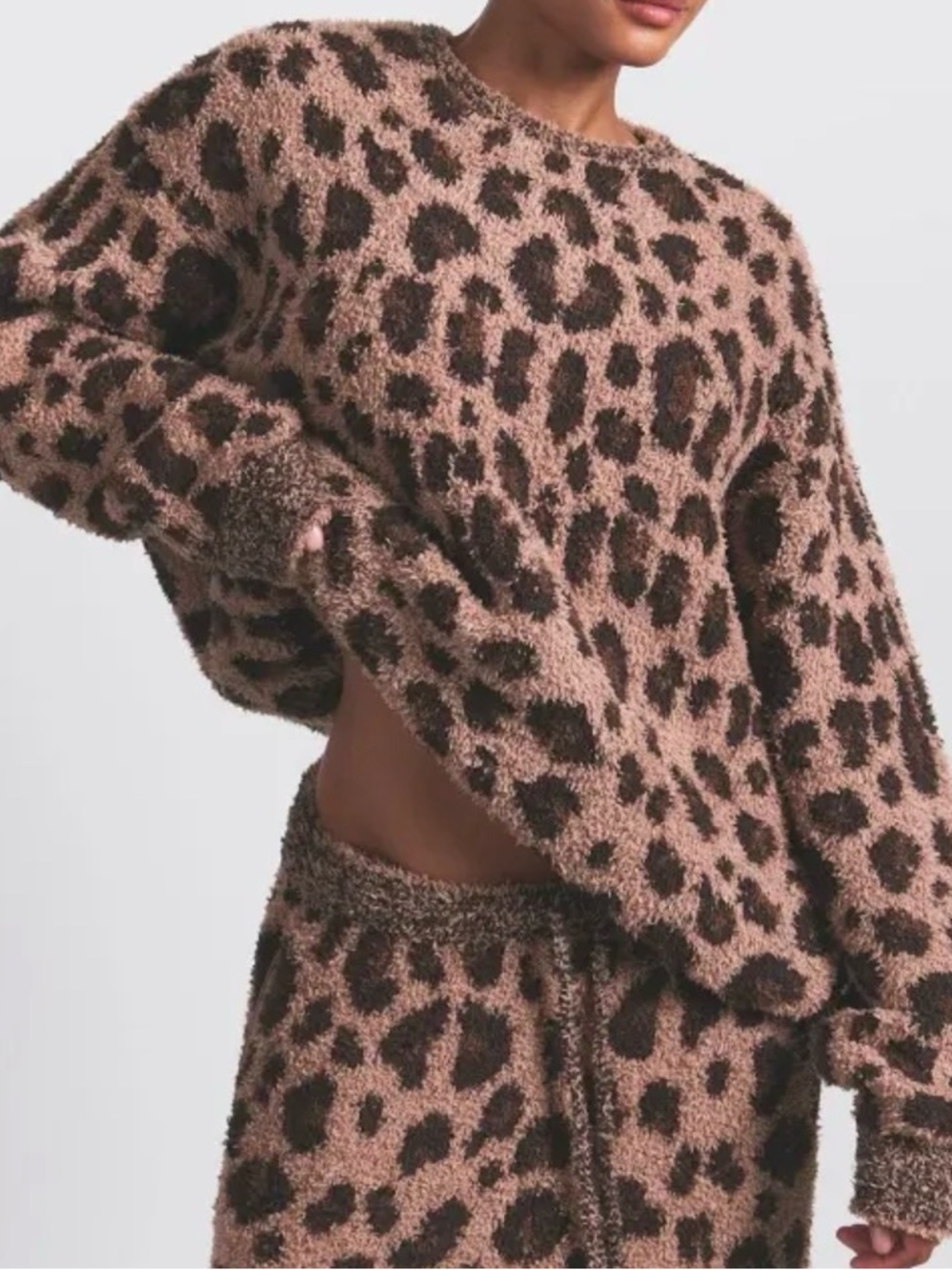 Skims oversized leopard crew neck